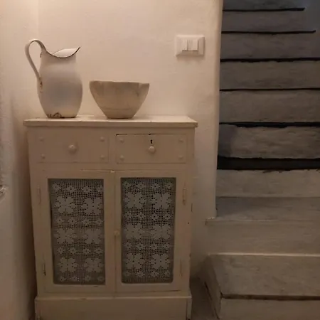 بيت للعطل La Casetta Della Rina ليريسي